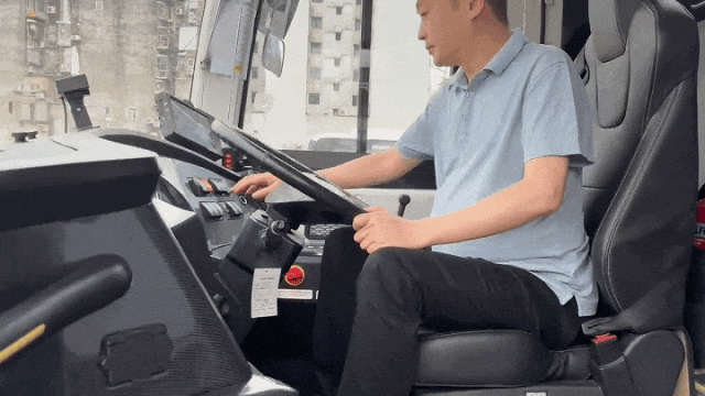 祝贺！宇通员工被授予“全国劳动模范”称号