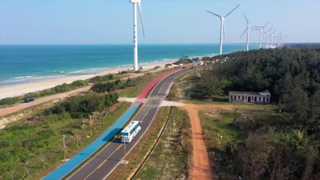 新玩法新体验！“宇”见首条海南环岛旅游公路观光巴士专线