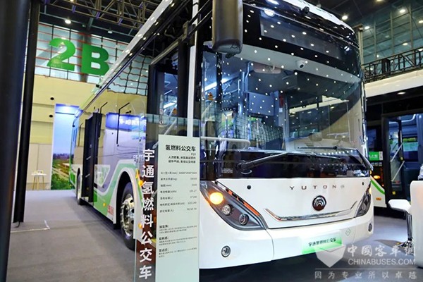 氢燃料公交抢眼 宇通客车强势登陆郑州国际新能源汽车博览会