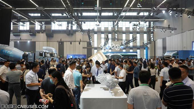 全新战略+全新技术， 宇通商用车全面进击新能源下半场