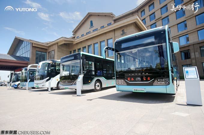 宇通C8E跨界版上市!2023公共交通美好中国行走进兰州