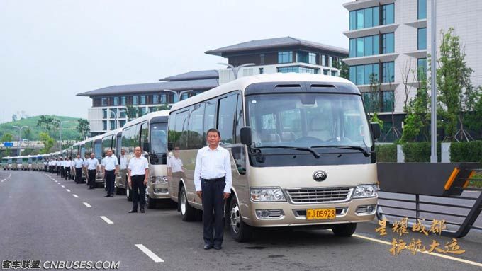 续写荣耀 再书民族品牌风采!宇通T7领衔强阵容出征大运会 打造顶级赛事服务保障